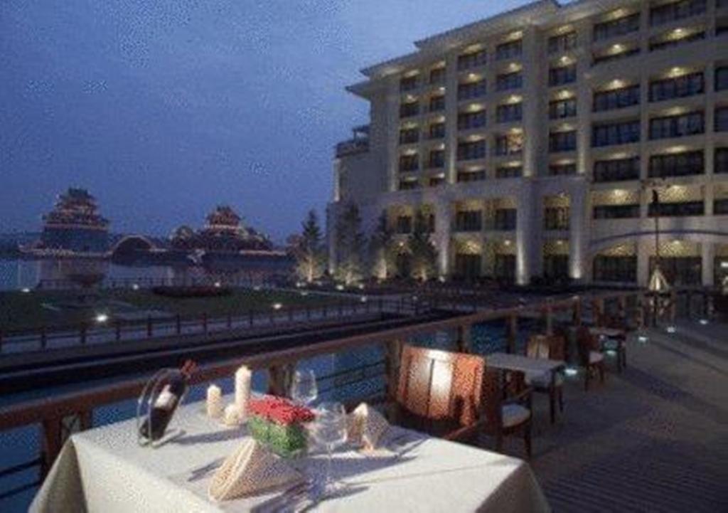 New Century Grand Hotel Kaifeng Eksteriør bilde