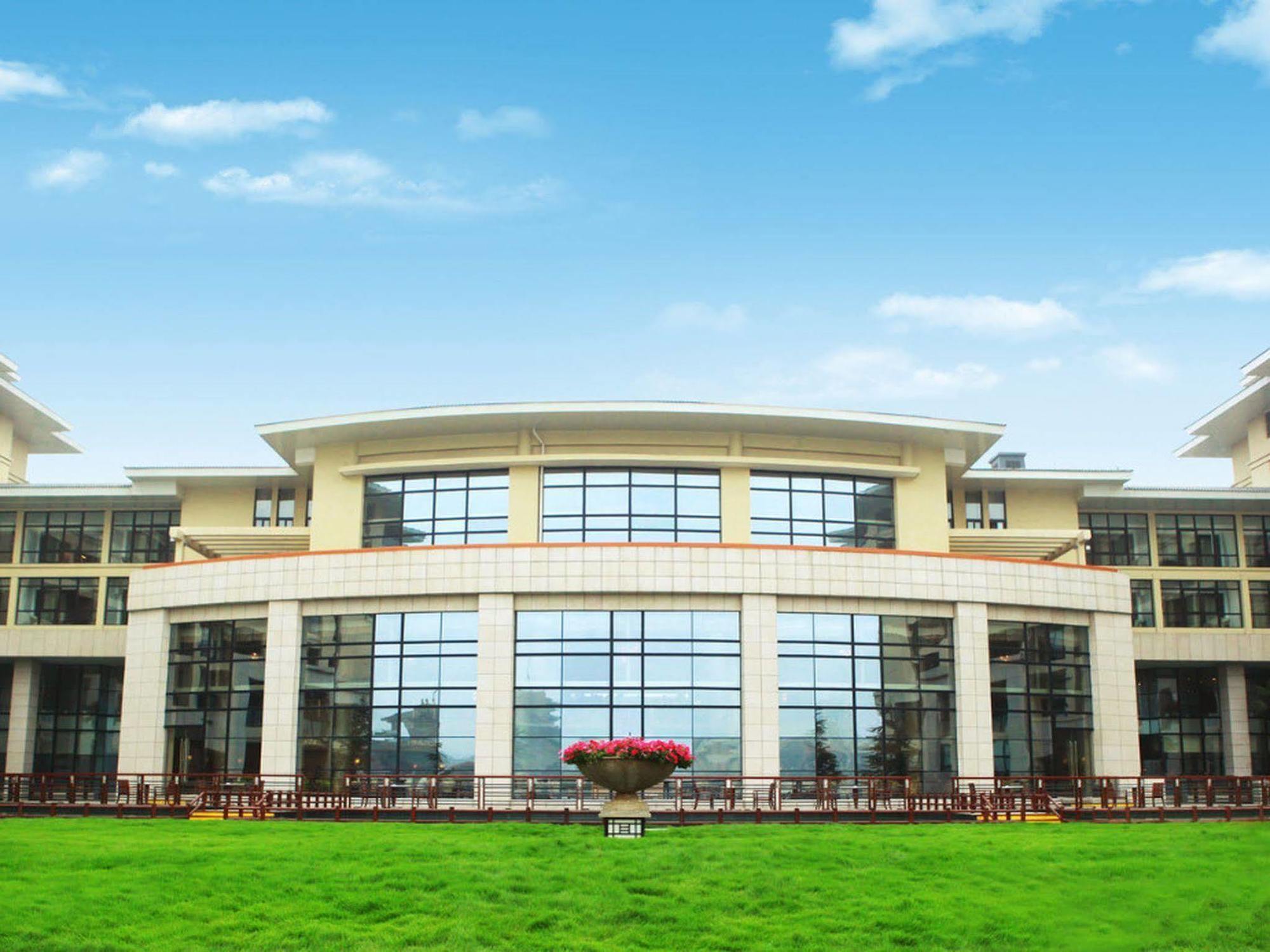 New Century Grand Hotel Kaifeng Eksteriør bilde